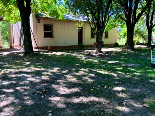 URIBELARREA-CASA QUINTA EN VENTA 