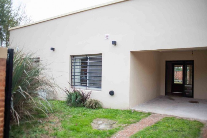 Uribelarrea-Hermosa casa en venta