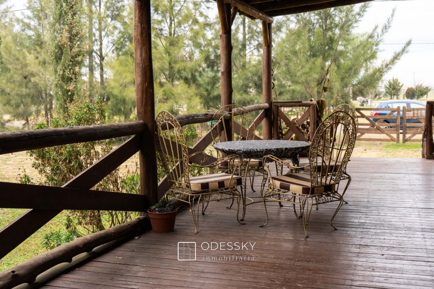 Uribelarrea- Cabaña de Troncos con Pileta y Gran Parque - Barrio abierto Quintas de Uribe