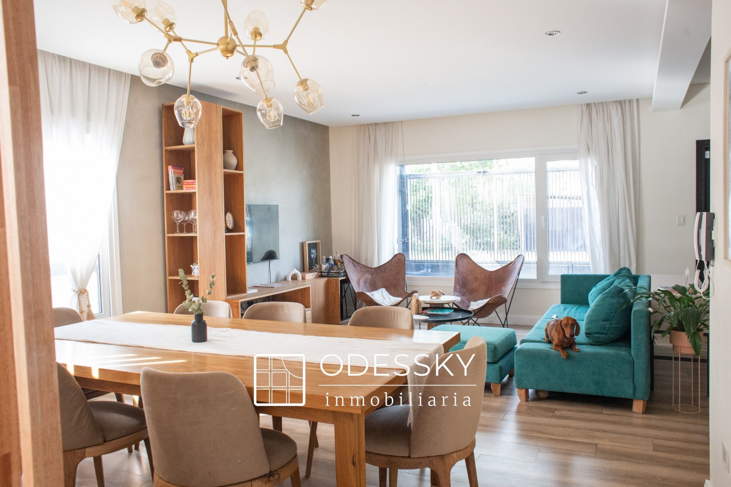 Cañuelas -Casa de espectacular diseño  en Venta -REBAJADA !