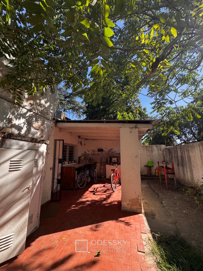 Cañuelas -Casa a reciclar en venta - Excelente ubicacion- REBAJADA !!