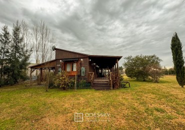   Uribelarrea- Cabaña de Troncos con Pileta y Gran Parque - Barrio abierto Quintas de Uribe