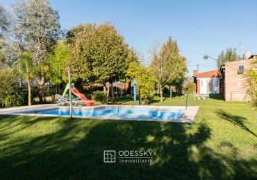 Casa Quinta en Venta - Barrio Peluffo, Cañuelas ¡Apta credito hipotecario!